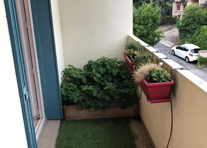 Toussaint By Yume דירה טולוז